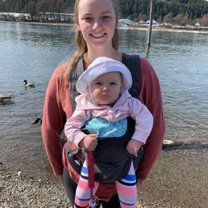 Meet your Posher, Brooke